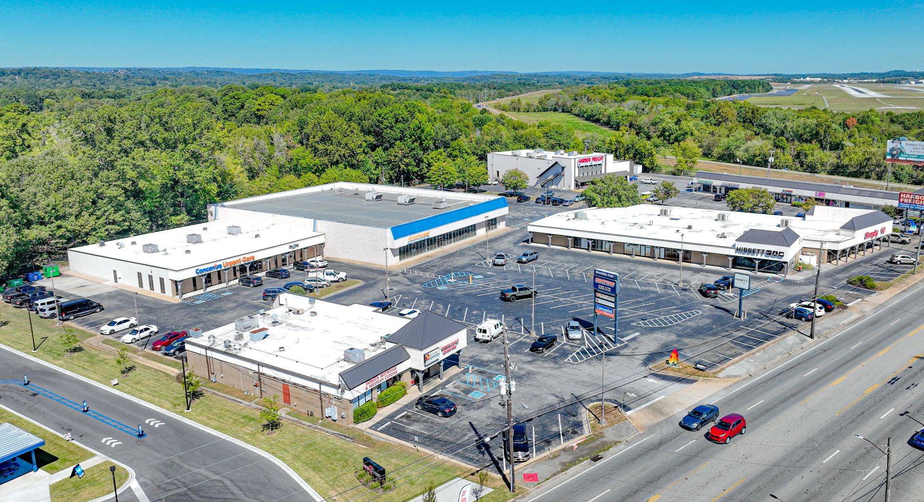 Aerial view of Brainerd Park and Brainerd Road